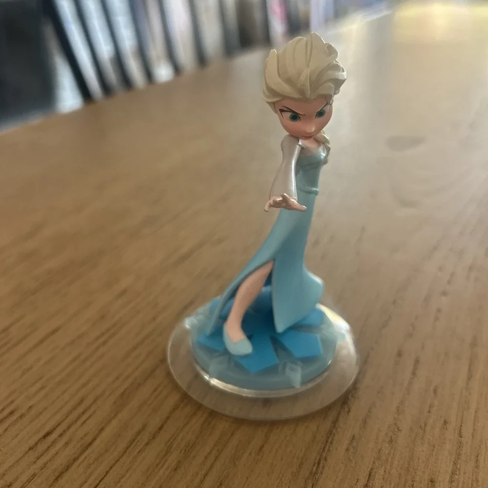 Disney Infinity 1.0 Figure - Elsa - Frozen Excellent Condition